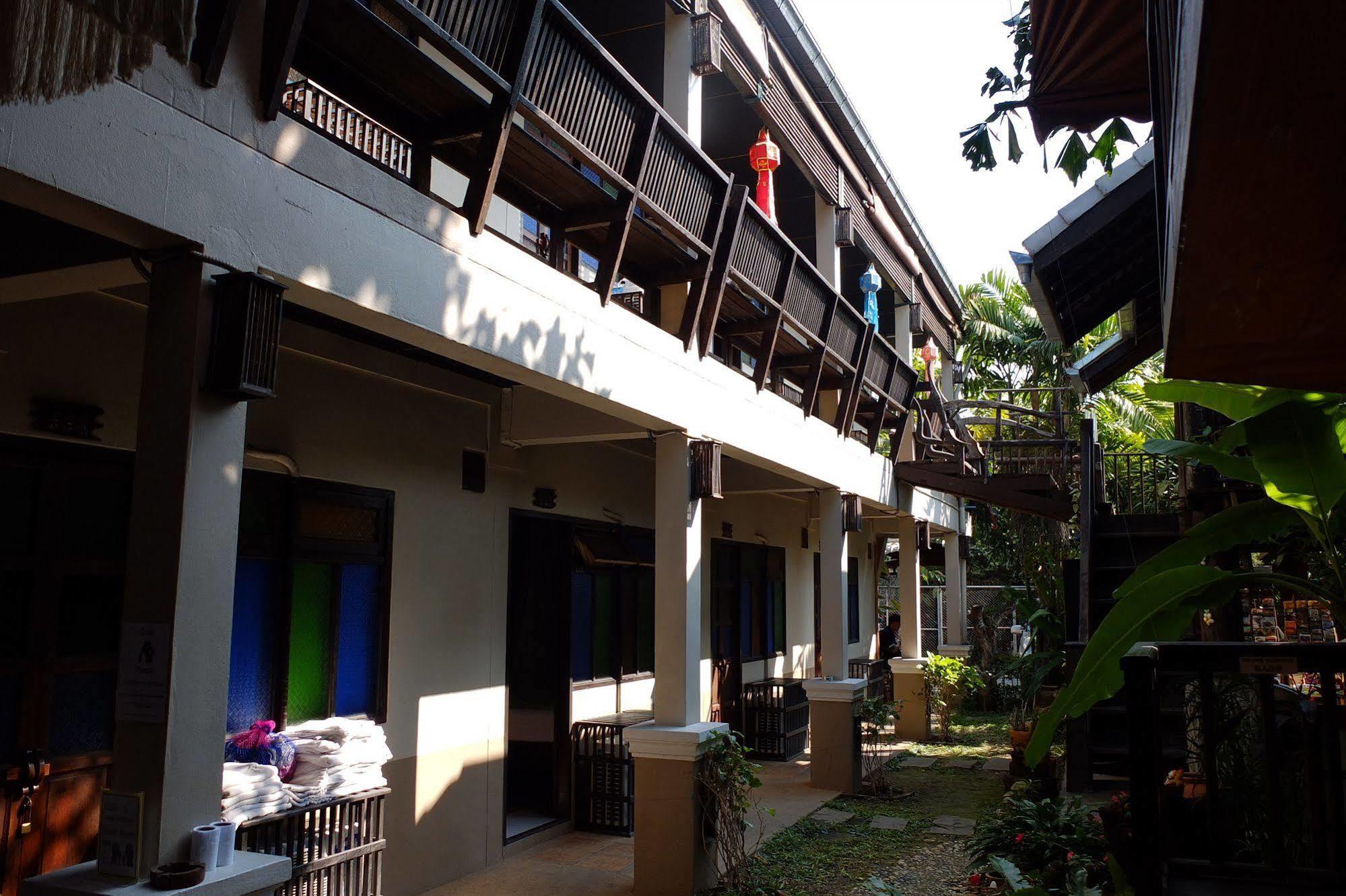 Saithong Guesthouse Chiang Mai Dış mekan fotoğraf
