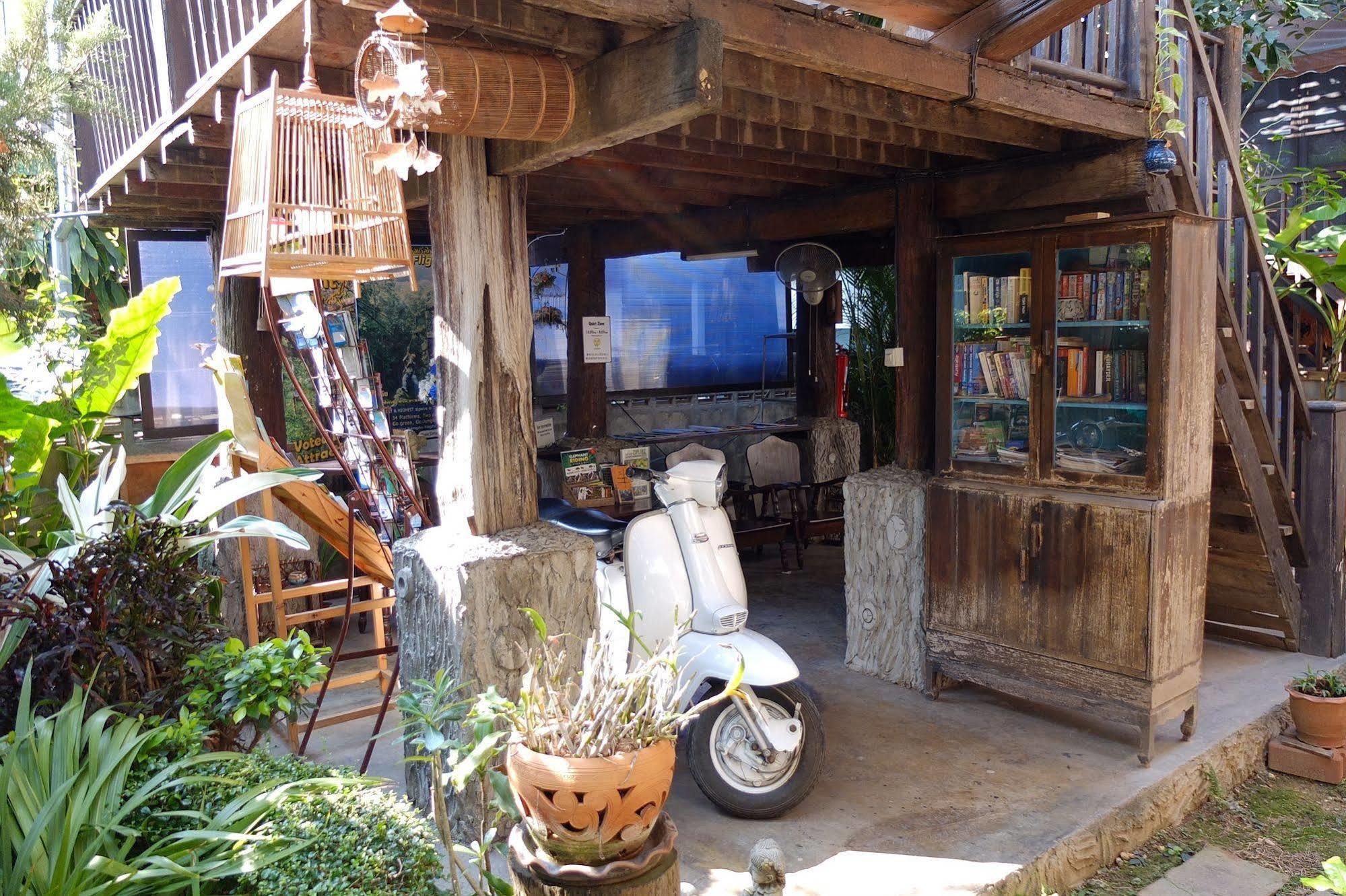 Saithong Guesthouse Chiang Mai Dış mekan fotoğraf